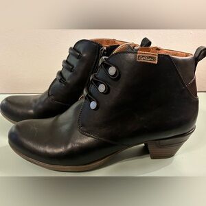 Black Ankle Boots with Heels